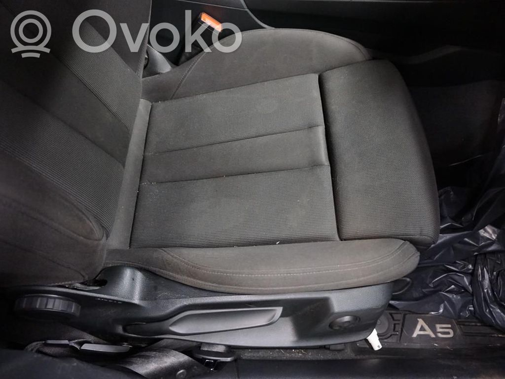 Front passenger seat   241026