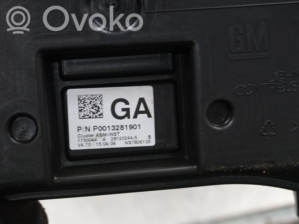 Opel Corsa D Geschwindigkeitsmesser Cockpit 