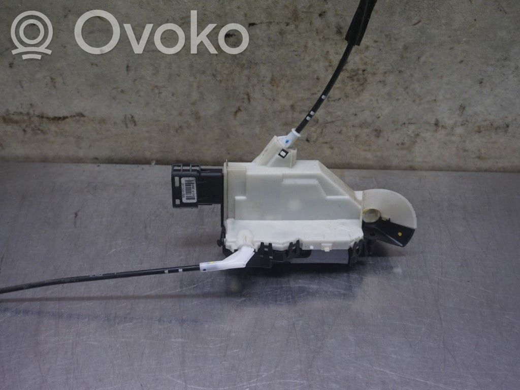 Priekšpusē slēdzene   9135EG,140801
