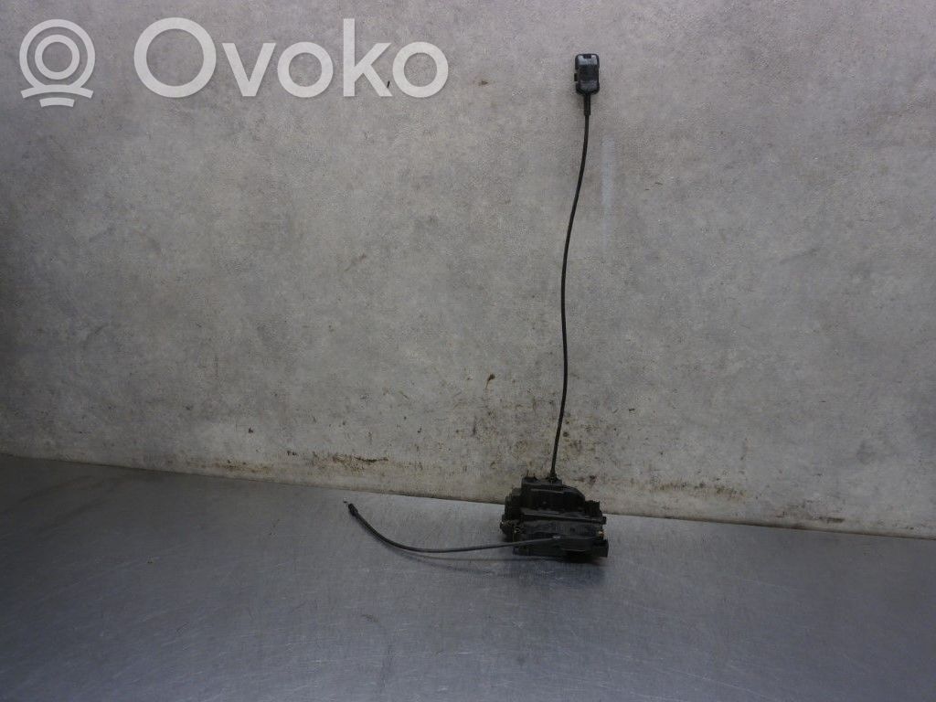 Renault Clio III Zamek drzwi tylnych 
