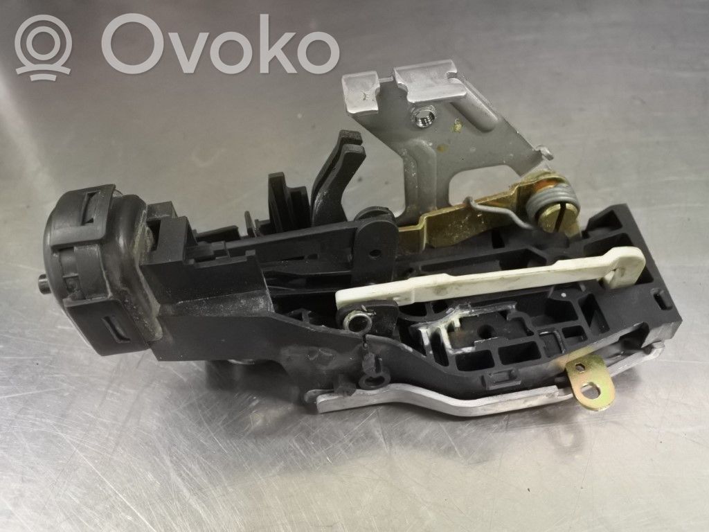 Mercedes-Benz A W168 Zamek drzwi przednich 