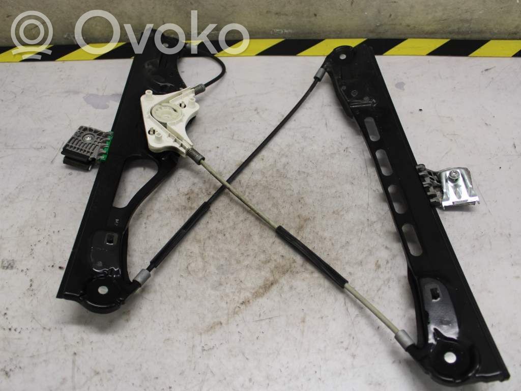 Mercedes-Benz E W211 Mechanizm podnoszenia szyby przedniej bez silnika 
