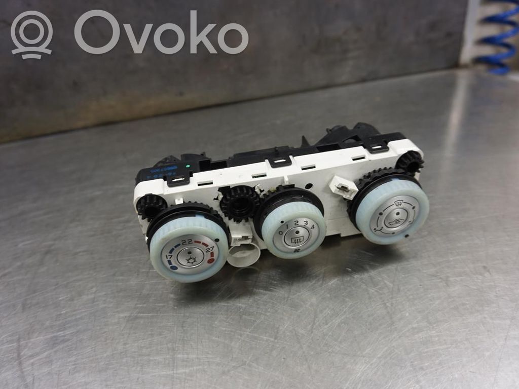 Mitsubishi Colt Climate control unit 