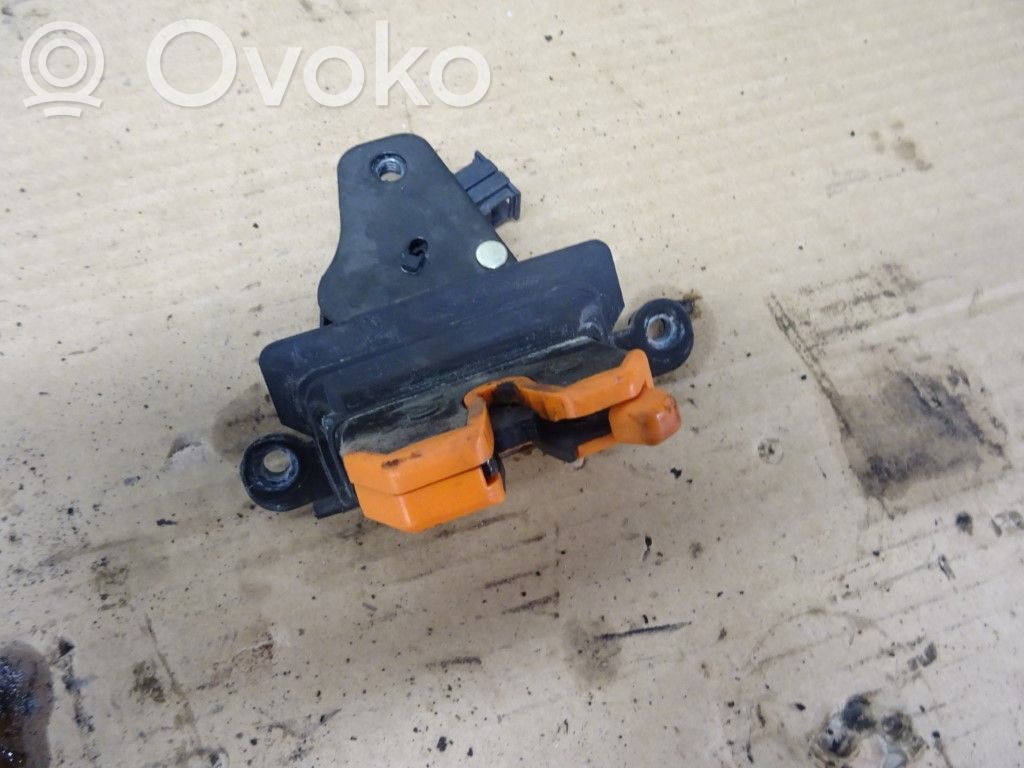 Skoda Fabia Mk1 (6Y) Tailgate/trunk/boot lock/catch/latch 