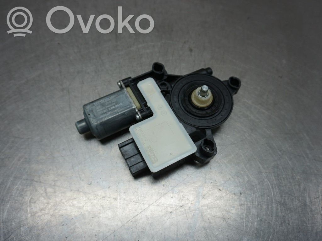 Skoda Fabia Mk3 (NJ) Motor macara geam ușă față 