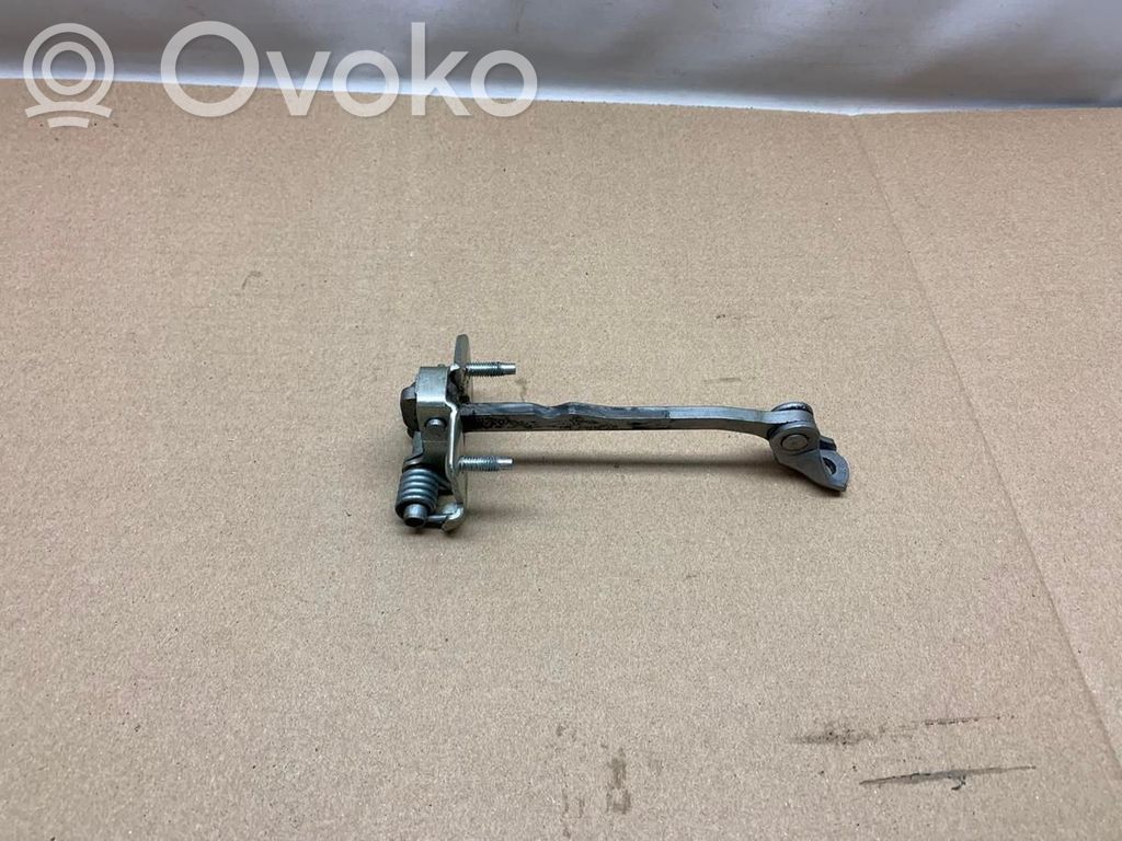 Opel Vivaro Etuoven pidätin 