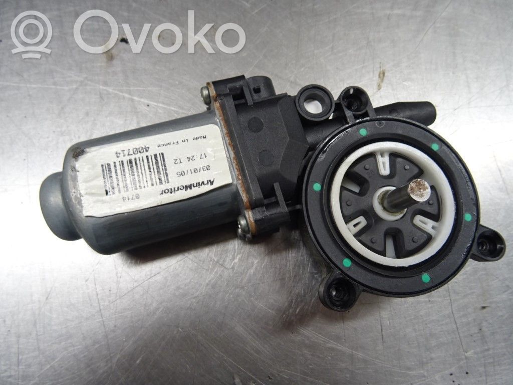 Nissan Primera Silnik regulatora szyby drzwi przednich 