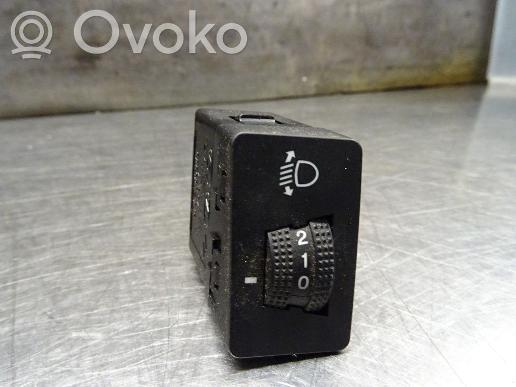 Hyundai ix35 Interruptor de control de altura del faro delantero 