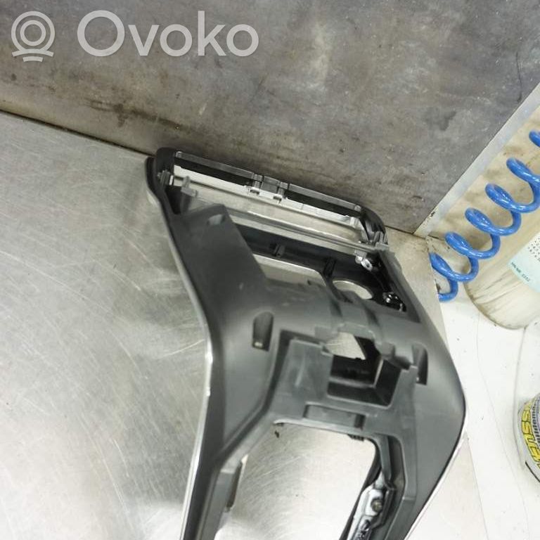 Volvo V40 Instrumentu paneļa dekoratīvā apdare 