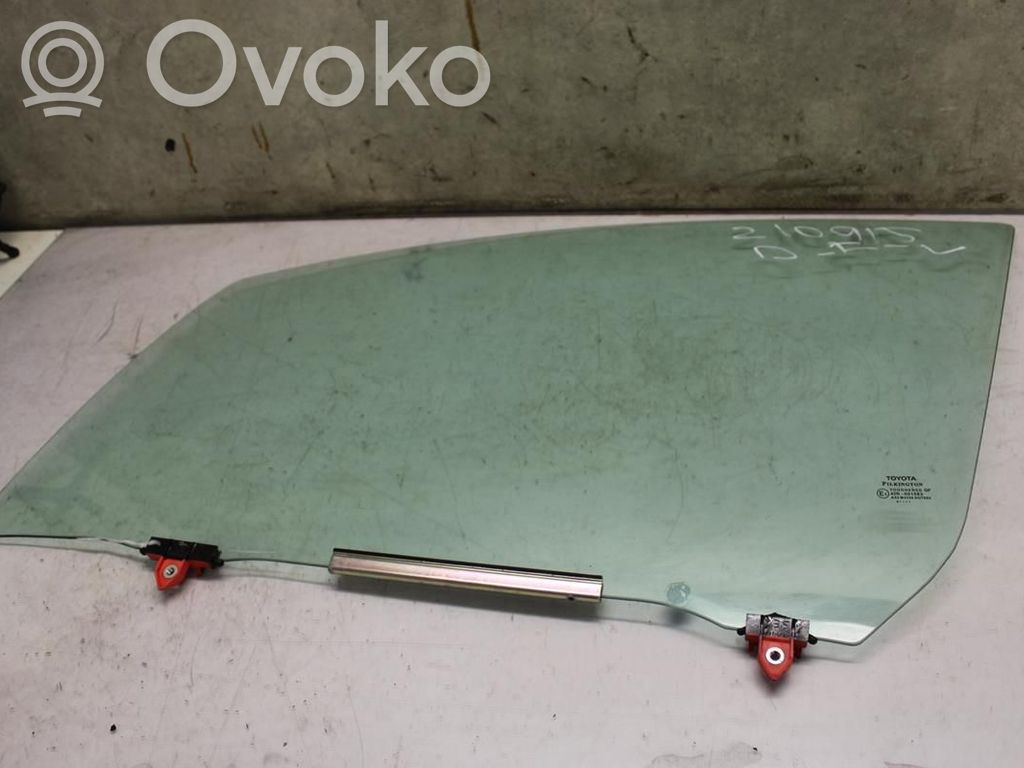 Toyota Yaris Front door window glass four-door 