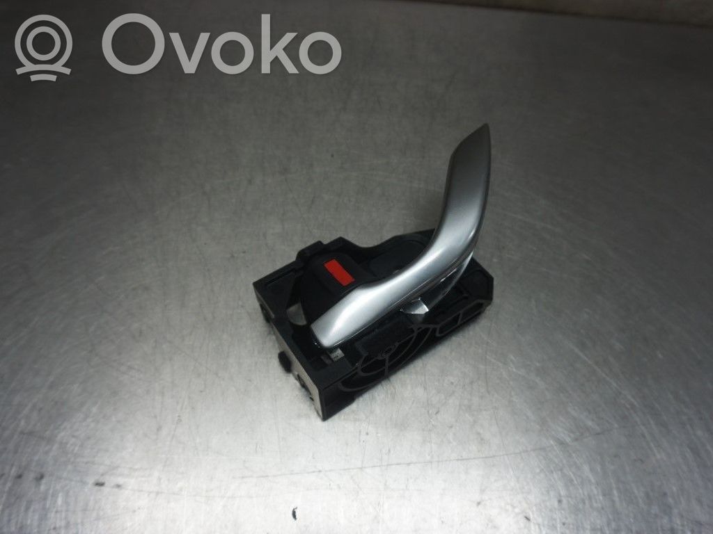 Mazda 6 Front door interior handle 