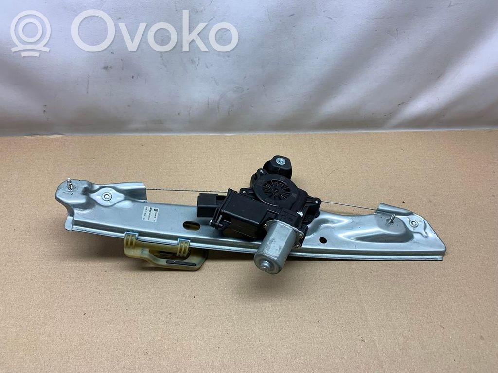 Opel Astra K Elektryczny podnośnik szyby drzwi przednich 