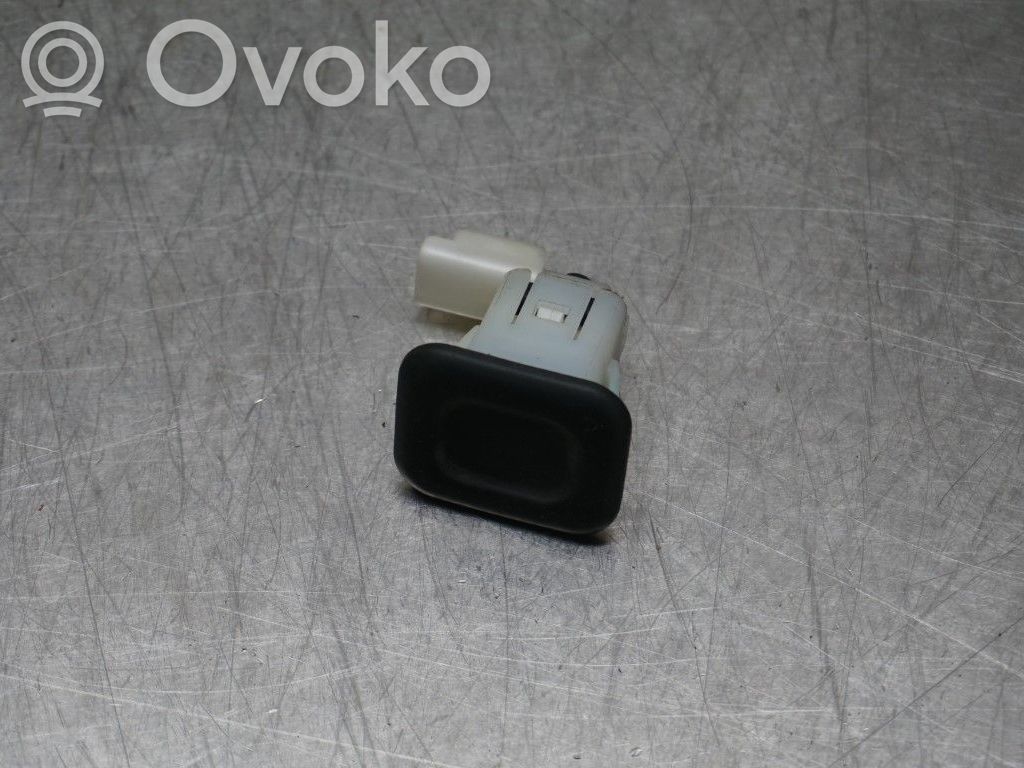Citroen C4 II Picasso Przycisk otwierania klapy bagażnika 
