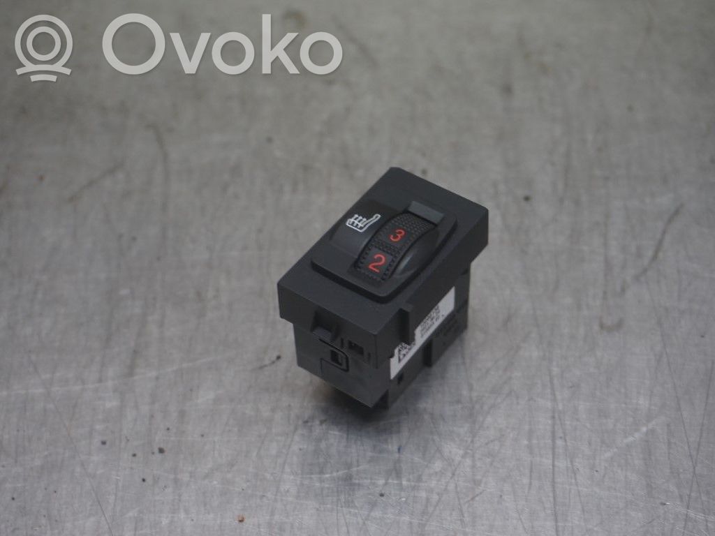 Opel Vivaro Seat heating switch 