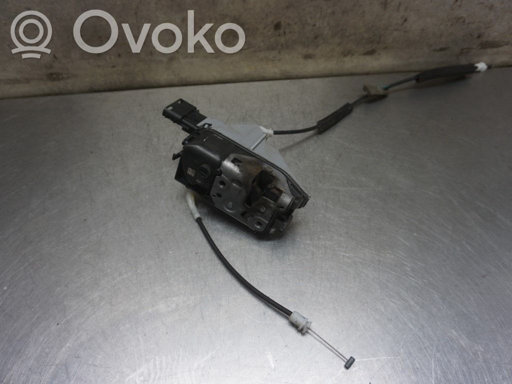Priekšpusē slēdzene   9138AF,N045827,9800625180