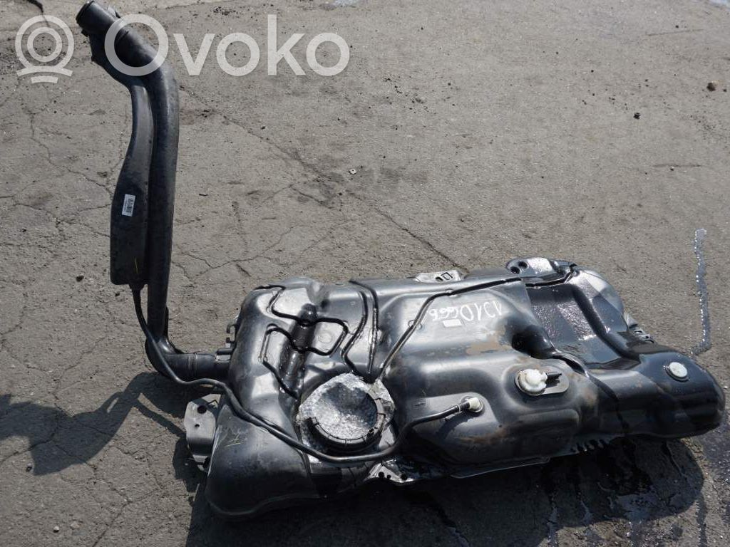 Peugeot 508 Depósito de combustible 