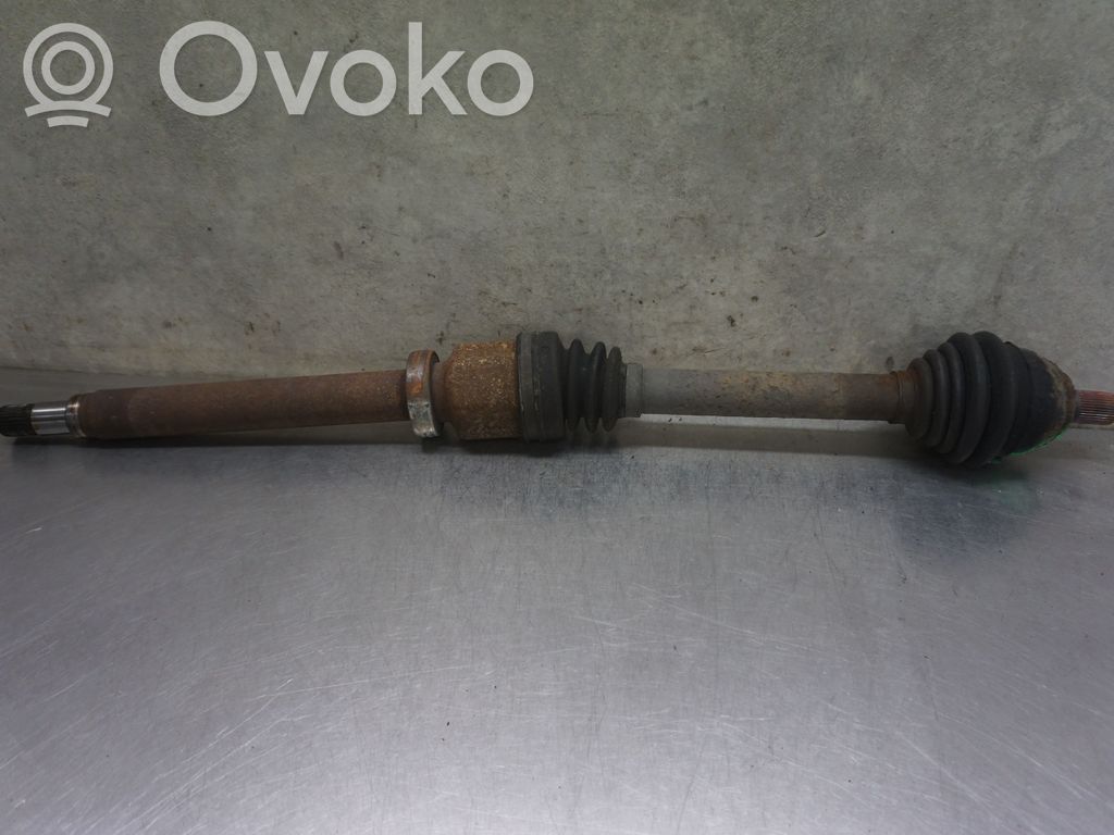 Volvo V50 Półoś przednia 