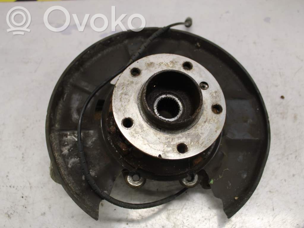 Cubo de rueda delantera   33326783654,168179