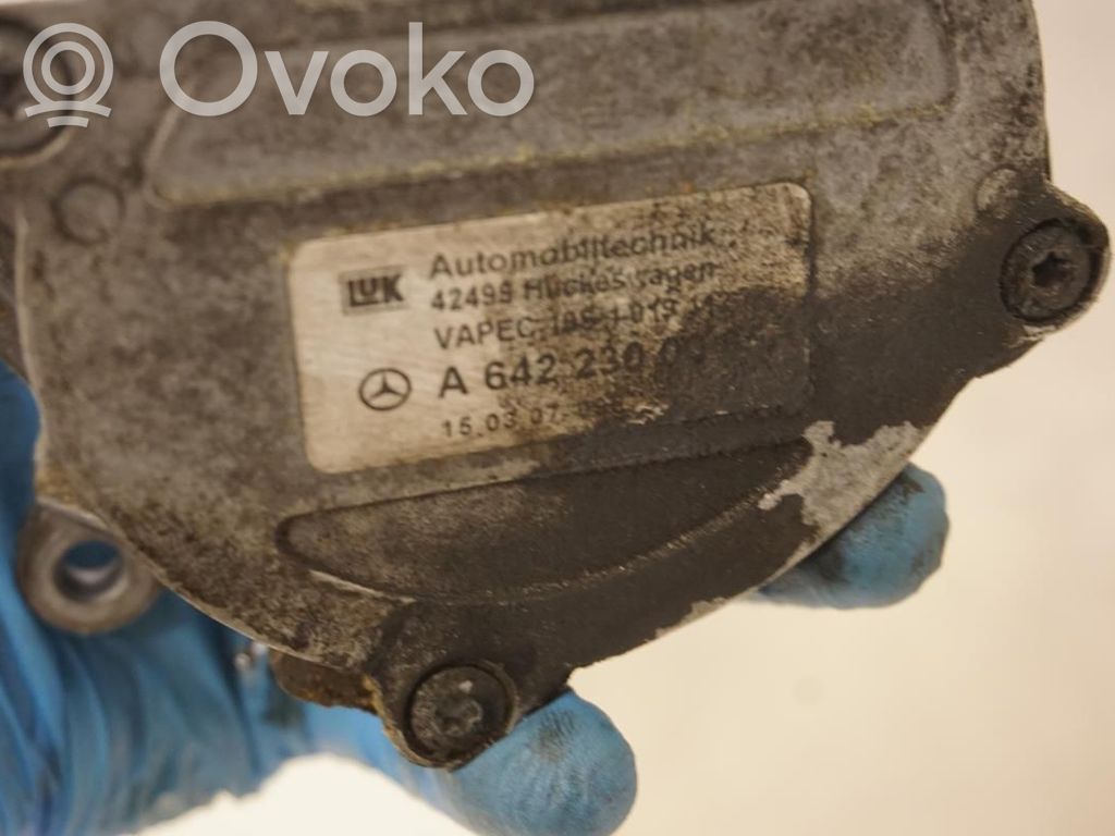 Bomba de vacío   A6422300065,174840