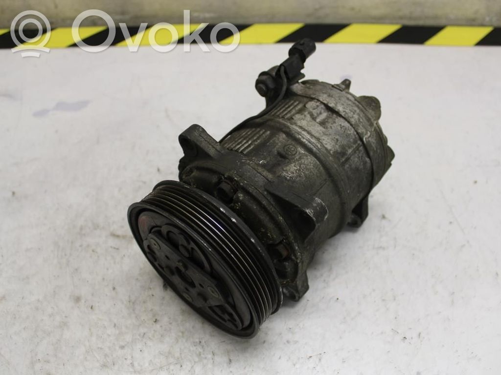 Volvo S40, V40 Compresor (pompă) aer condiționat (A/C) 