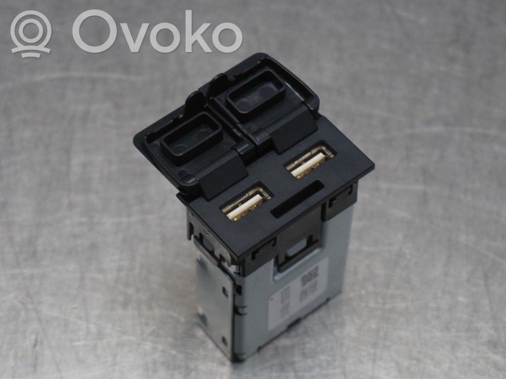 USB socket connector   8553276010,237448
