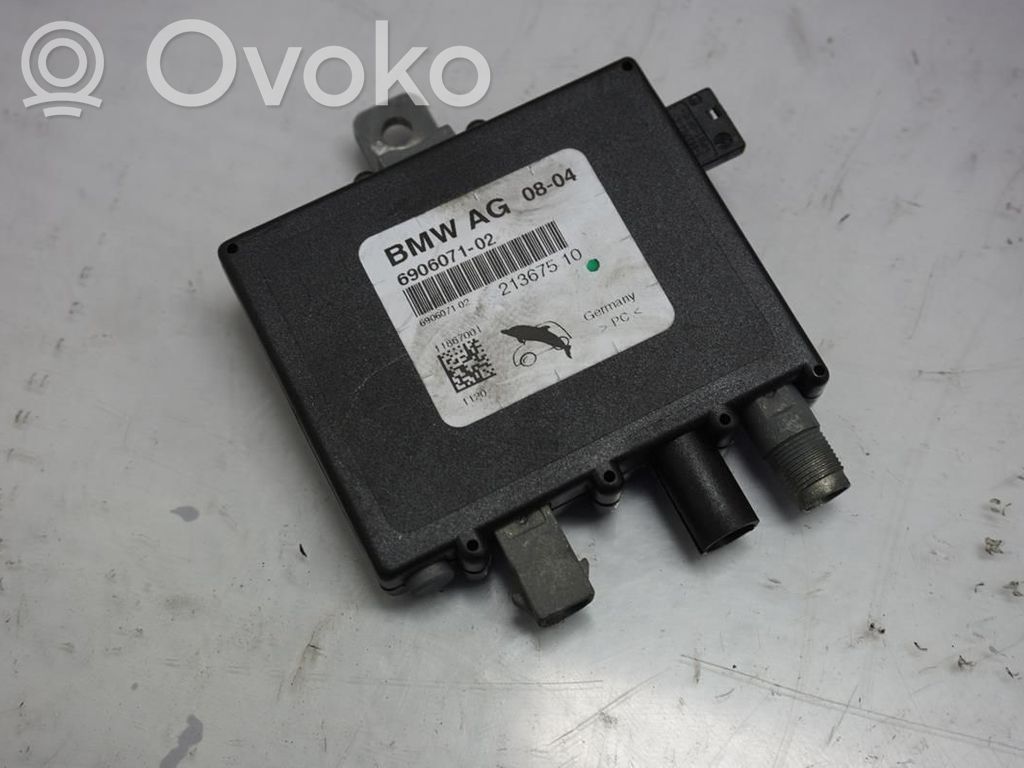 BMW 3 E46 Antenos stiprintuvas 