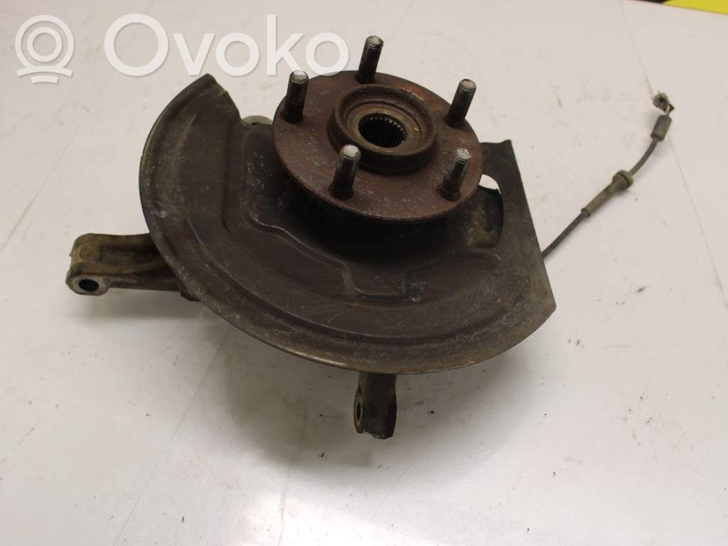 Nissan Qashqai Front wheel hub spindle knuckle 