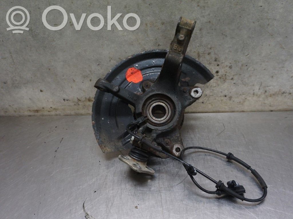 Renault Kangoo II Front wheel hub spindle knuckle 