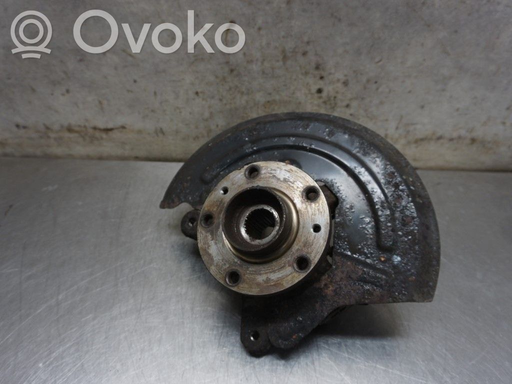 Renault Kangoo II Front wheel hub spindle knuckle 