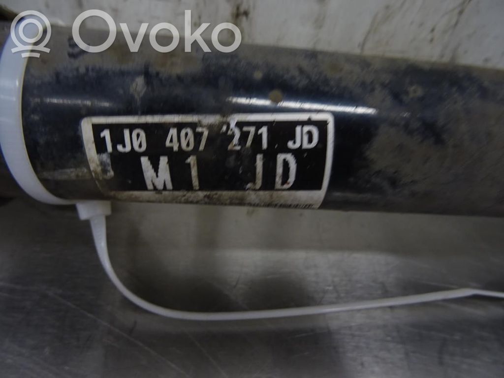 Volkswagen Golf IV Antriebswelle vorne 
