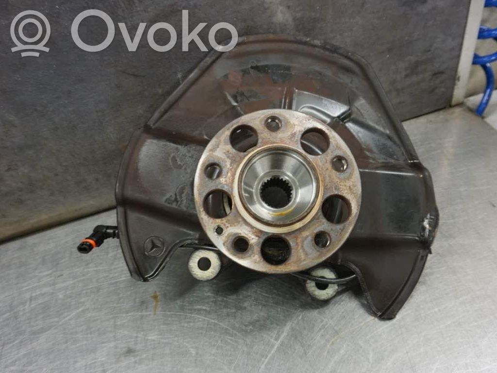 Mercedes-Benz A W169 Fuso a snodo con mozzo ruota anteriore 