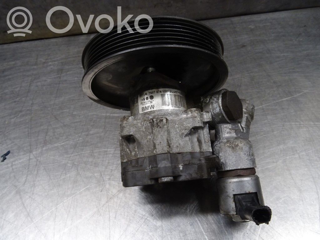 BMW 5 E60 E61 Power steering pump 