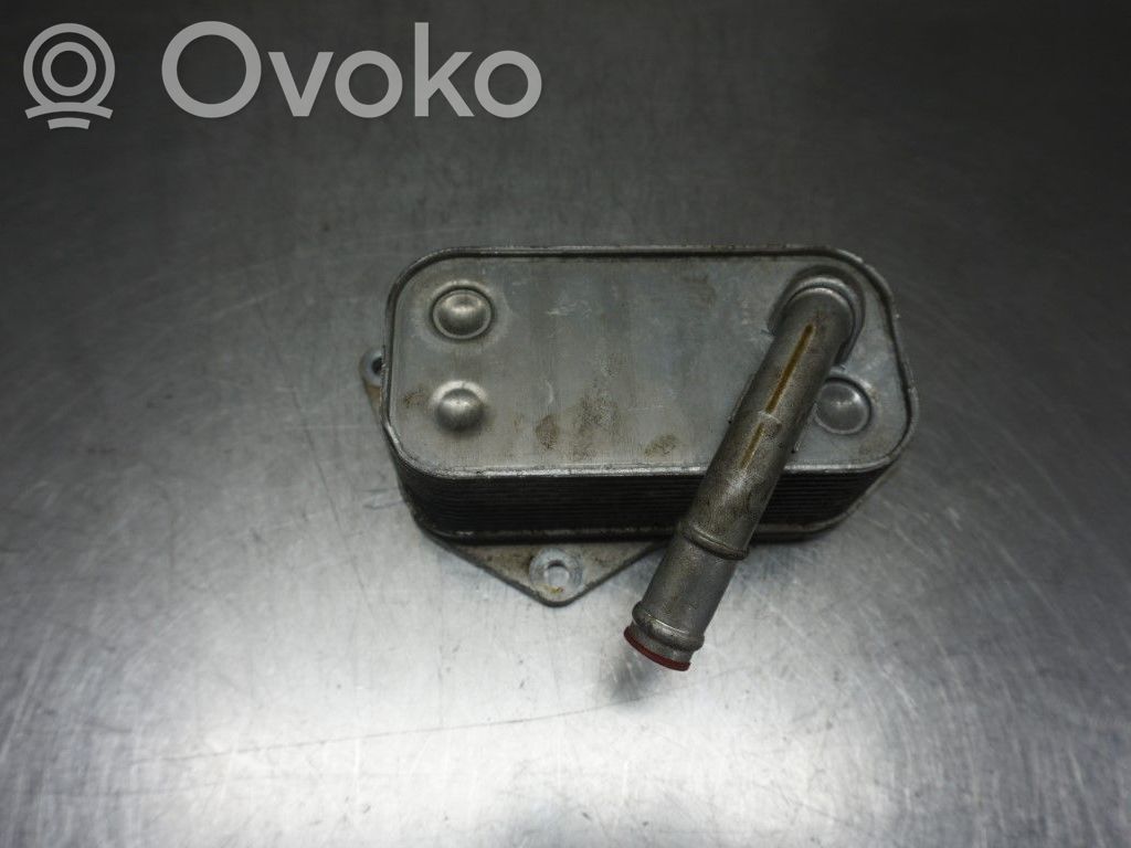 BMW 3 F30 F35 F31 Dzinēja eļļas radiators 