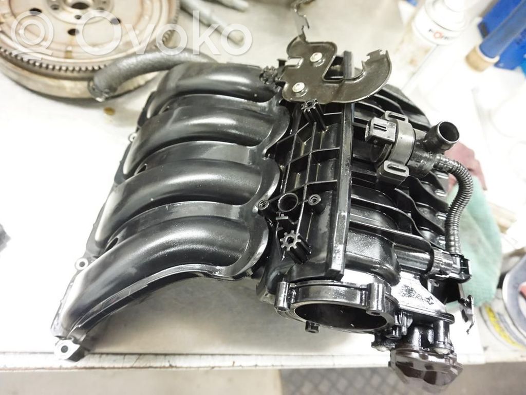 BMW 3 E90 E91 Intake manifold 