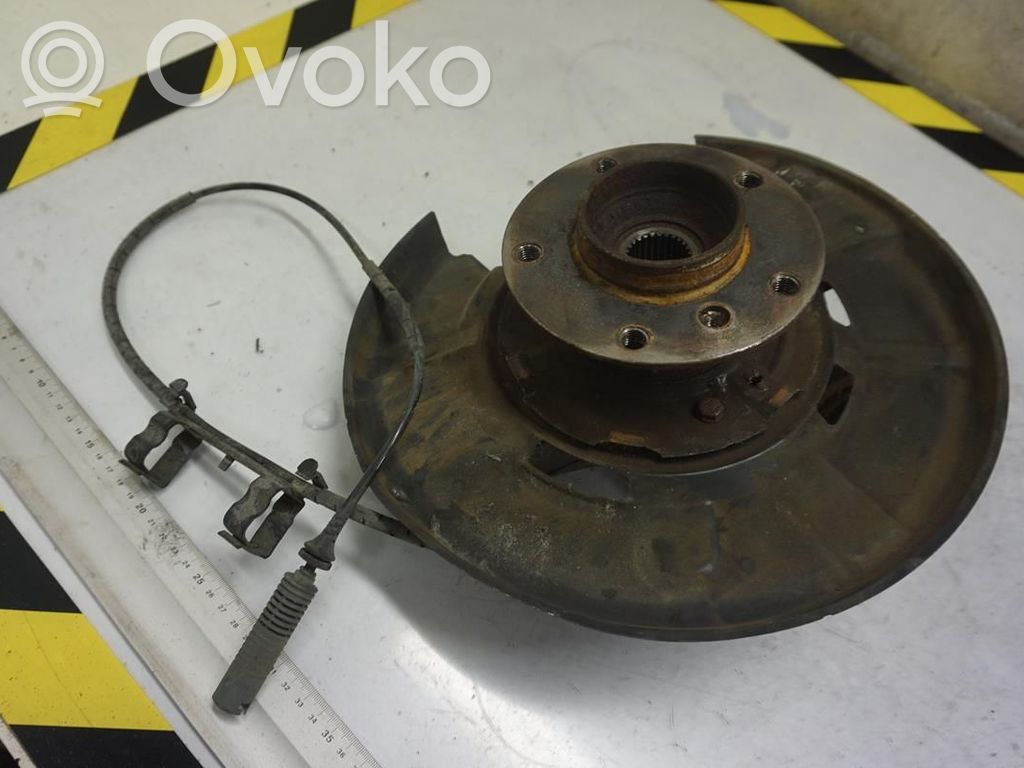 Front wheel hub   33326774810,168155