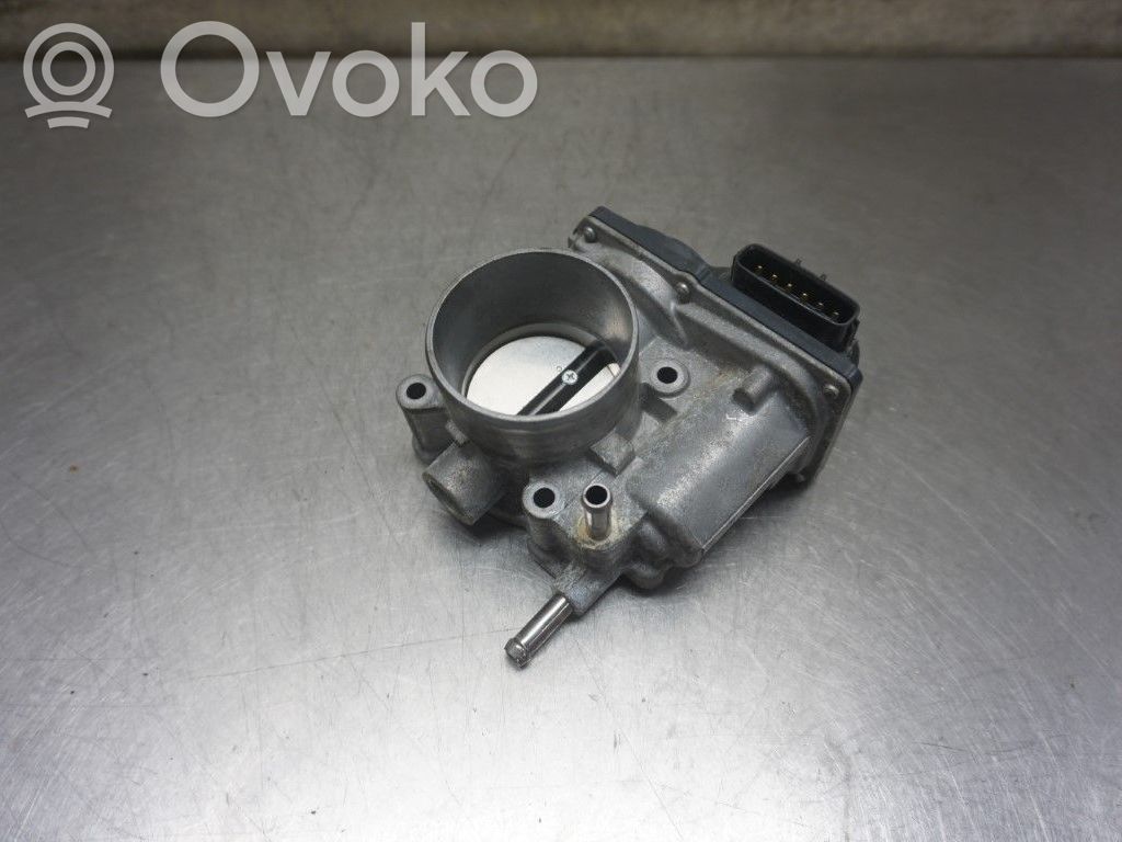 Toyota Avensis T270 Drosselklappenventil 