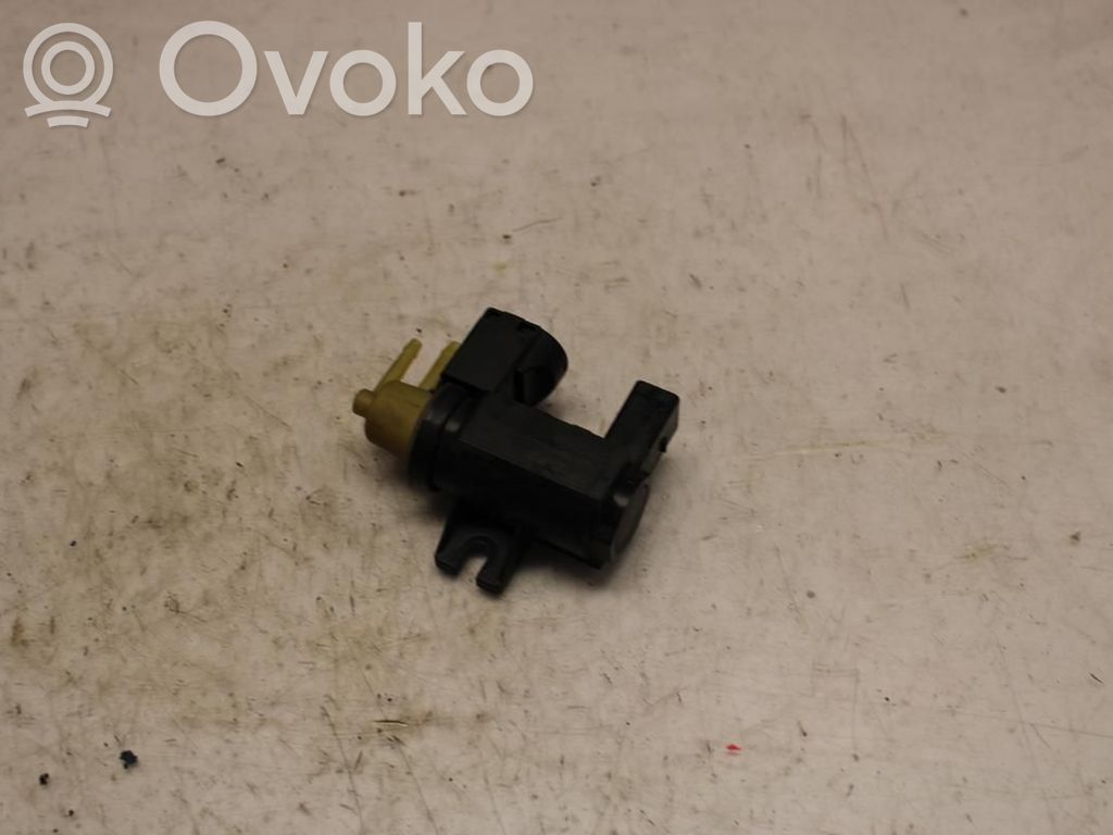 Volvo V70 Valvola di depressione 