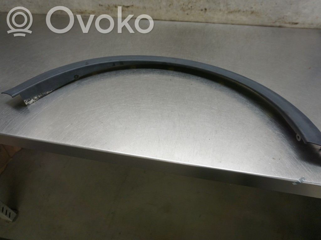 Volvo C30 Listwa błotnika przedniego 