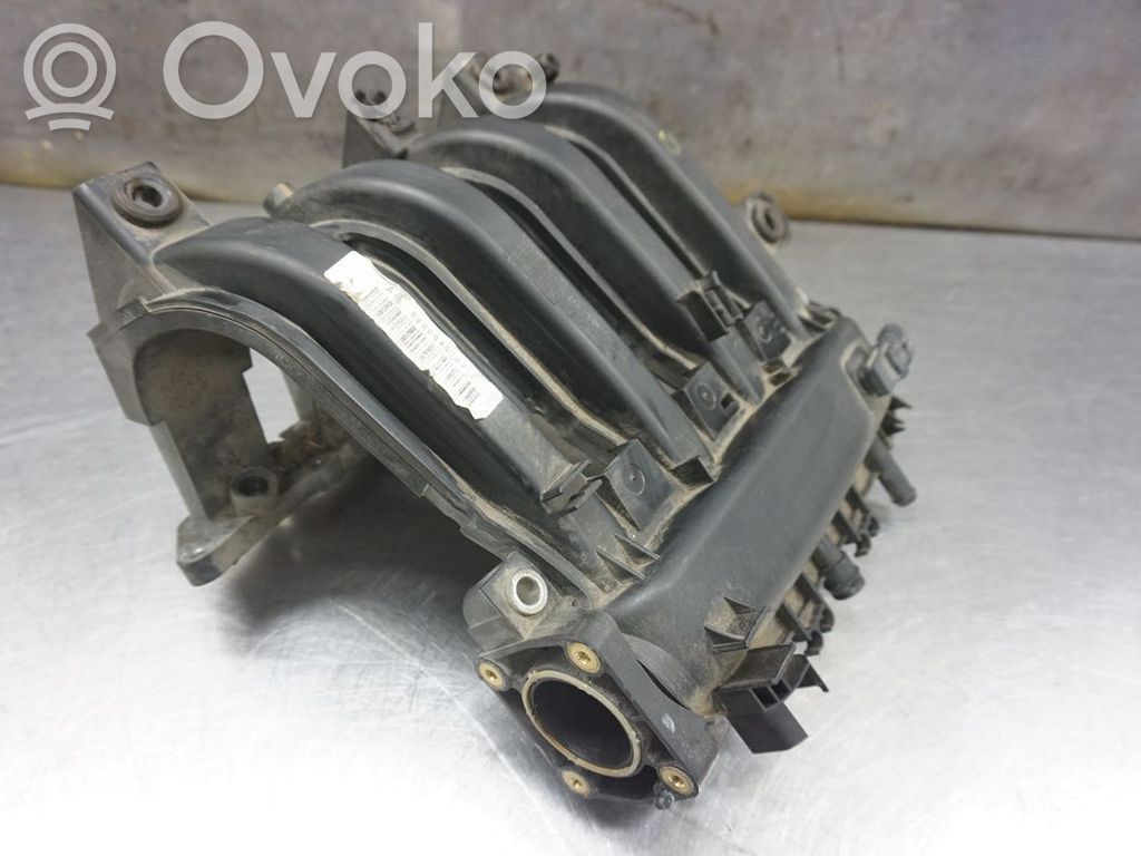 Renault Clio III Kolektorius įsiurbimo 