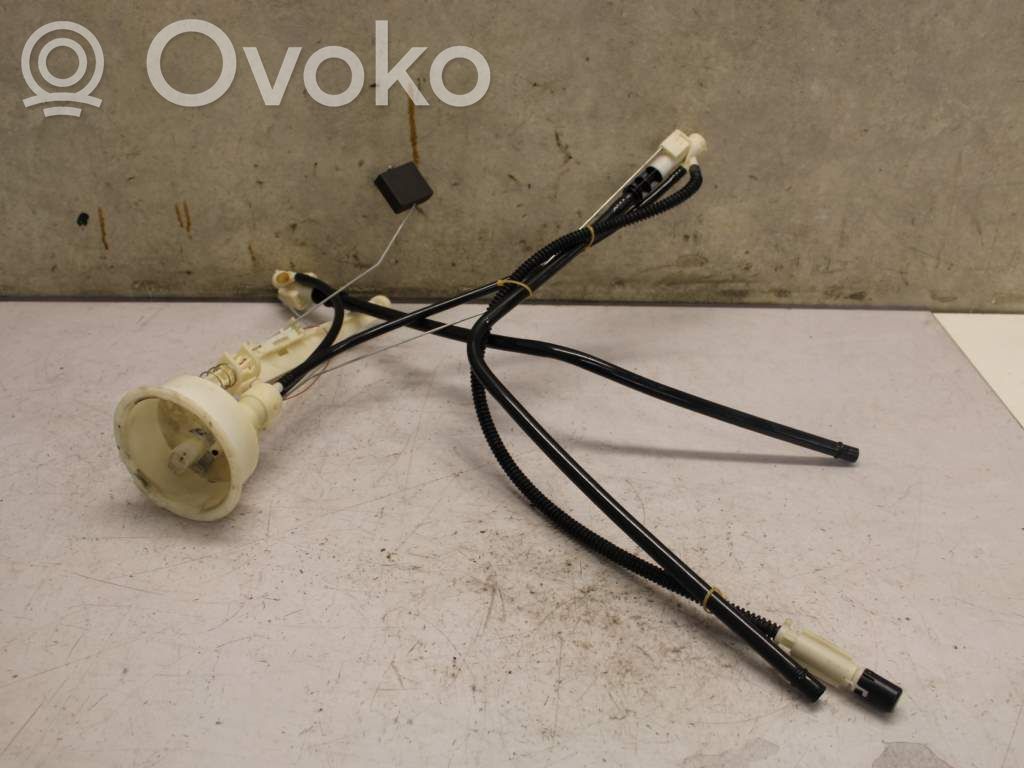 BMW X5 E53 Fuel level sensor 