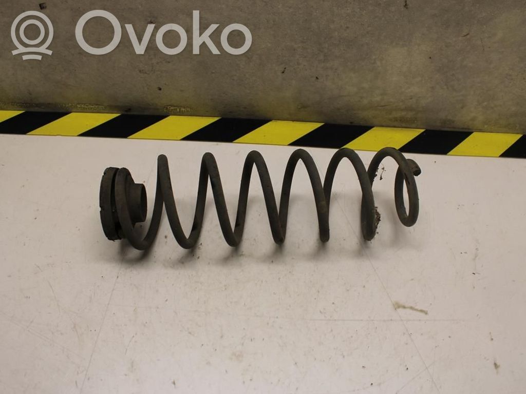 Volkswagen Polo V 6R Sprężyna tylna 