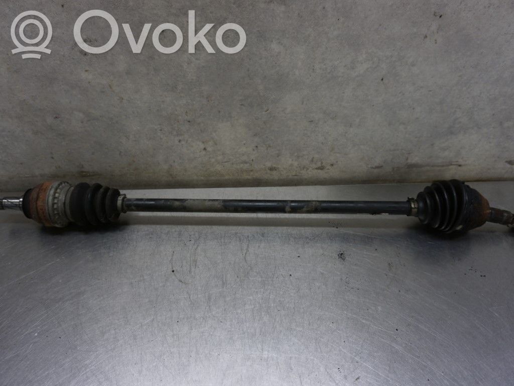 Opel Astra H Półoś przednia 