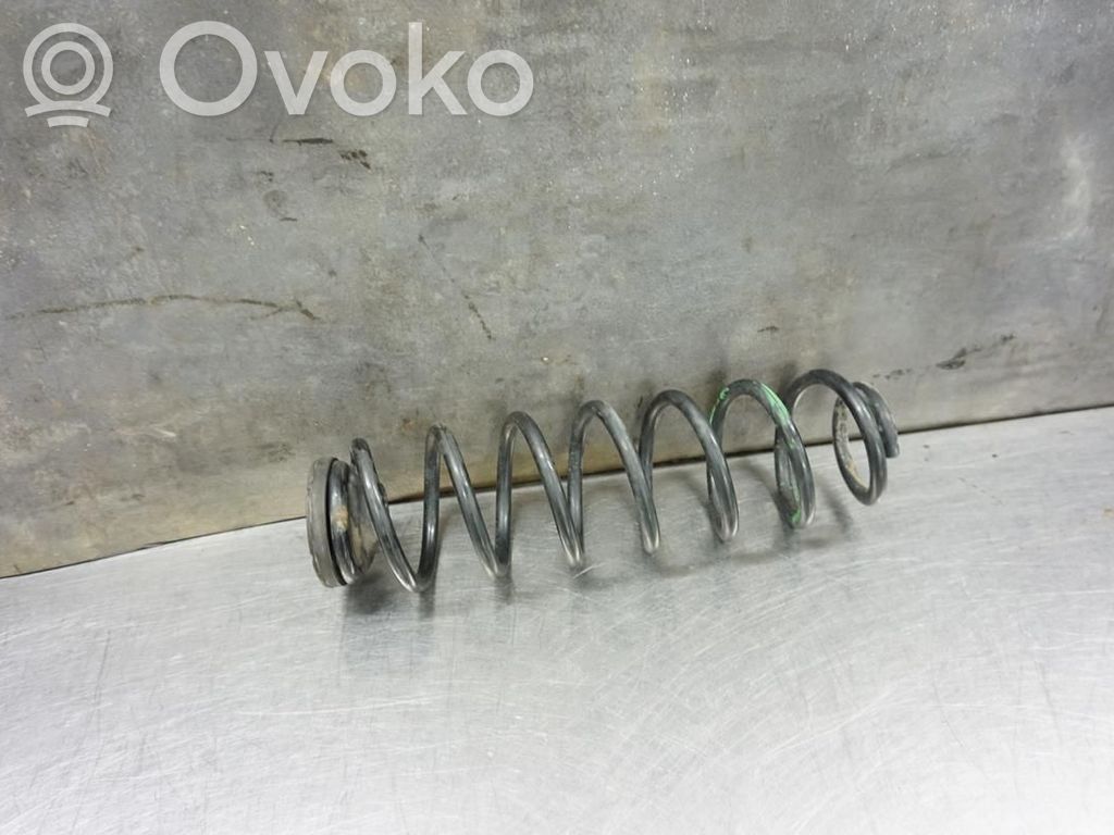 Skoda Fabia Mk1 (6Y) Sprężyna tylna 