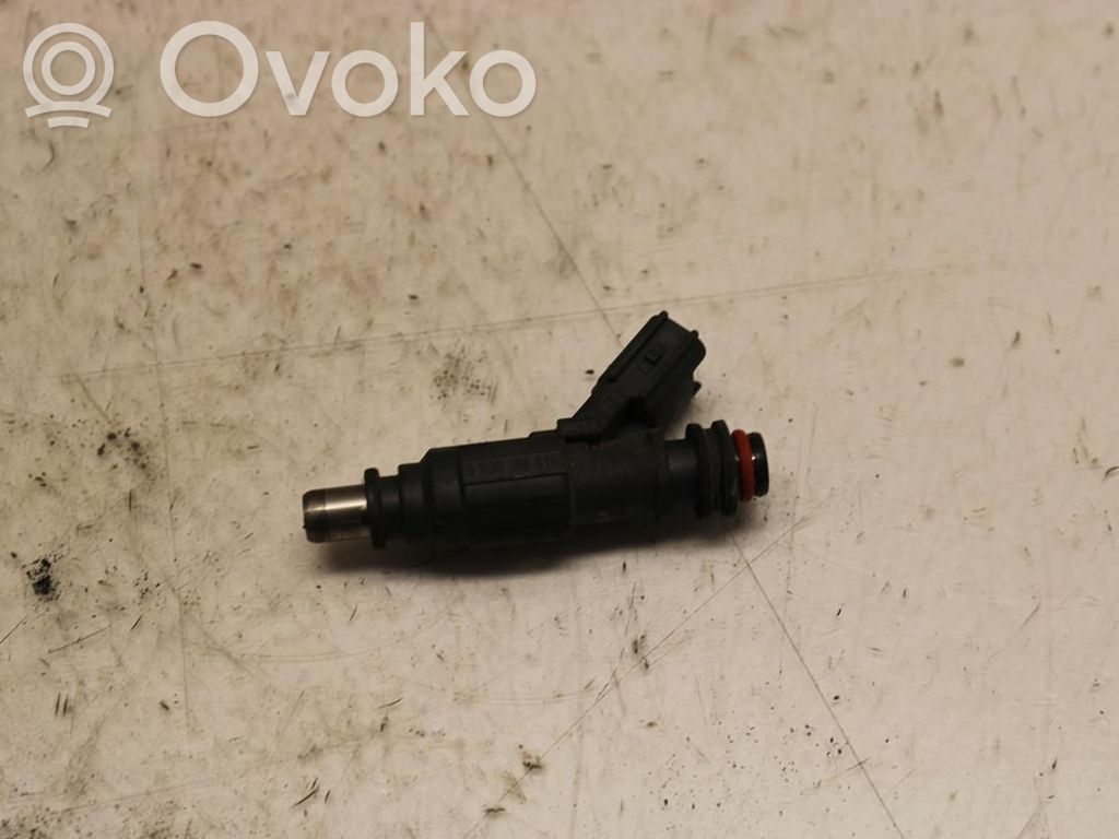 Inyector de combustible   232500D030,172801