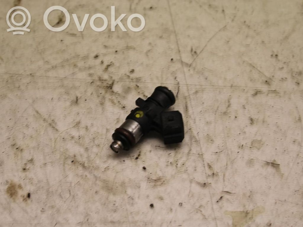 Inyector de combustible   8200759034,173055