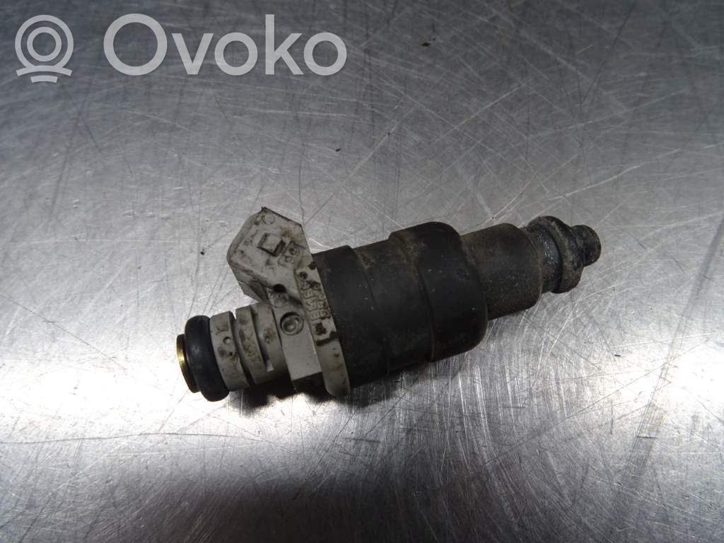 Volvo S40, V40 Inyector de combustible 