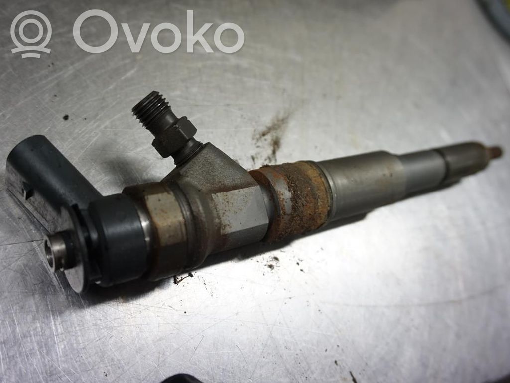 Fuel injector   13537794435,172988,7794555