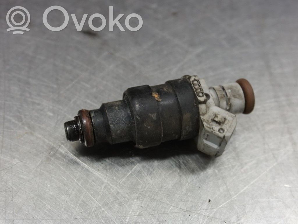 Audi A4 S4 B5 8D Inyector de combustible 