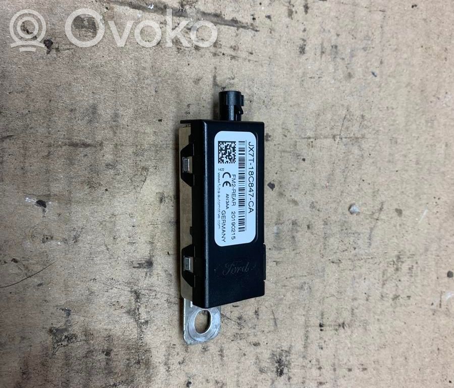 Ford Focus Antenos stiprintuvas 