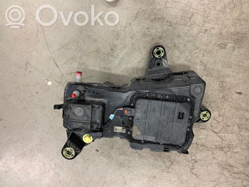 Toyota ProAce City AdBlue liquid reservoir 